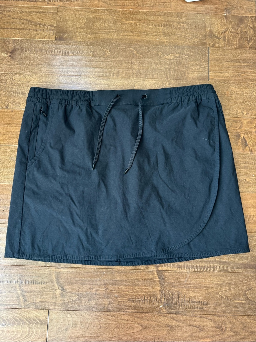 Eddie Bauer Black Drawstring Mini Skort